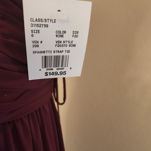 Celebrate Wine Occasion Dress. NWT. Size 6 - Picture 6 of 16